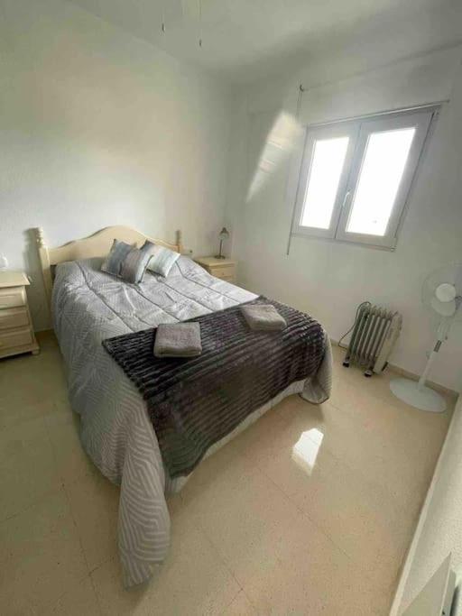 Lovely 2 Bedroom Apartment 2Nd Line To Beach 阿尔比尔 外观 照片