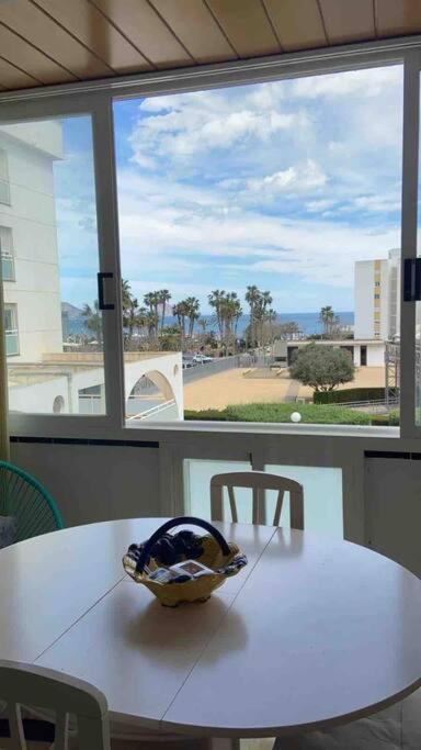 Lovely 2 Bedroom Apartment 2Nd Line To Beach 阿尔比尔 外观 照片